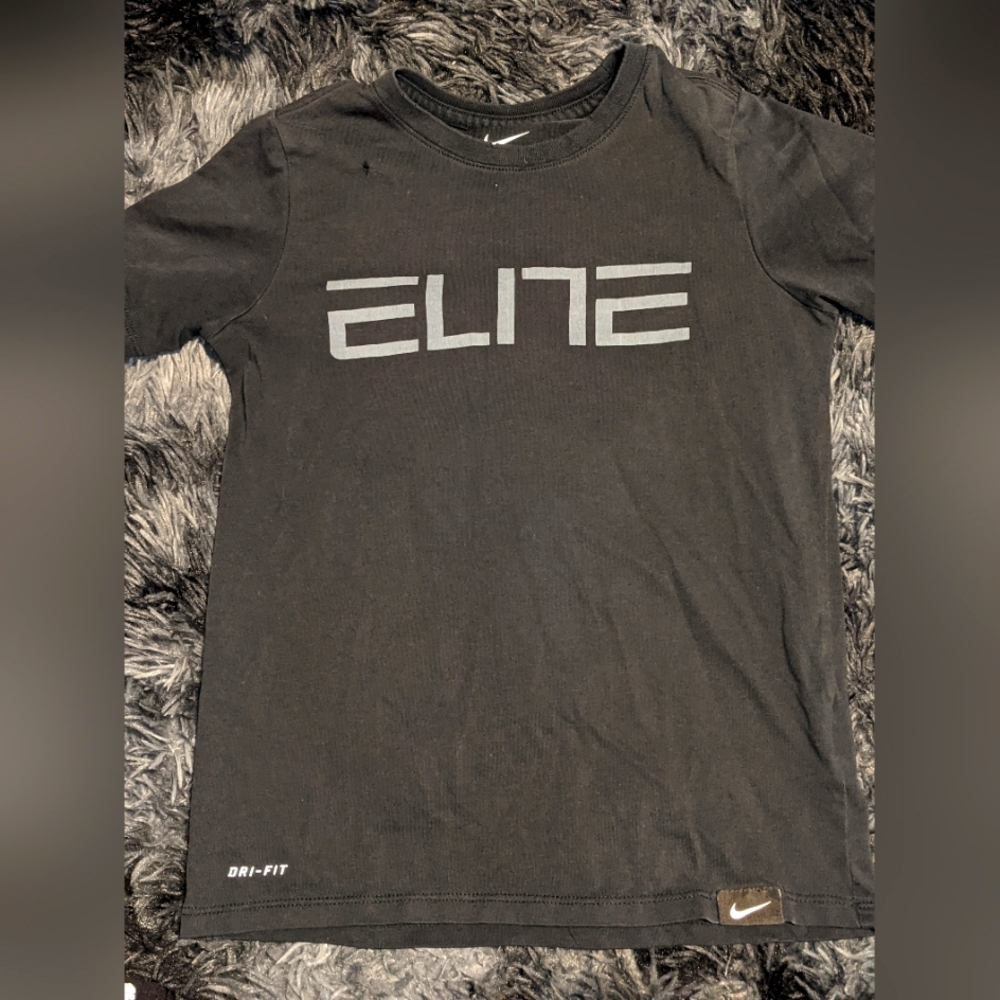 Nike elite dri fit Tshirt